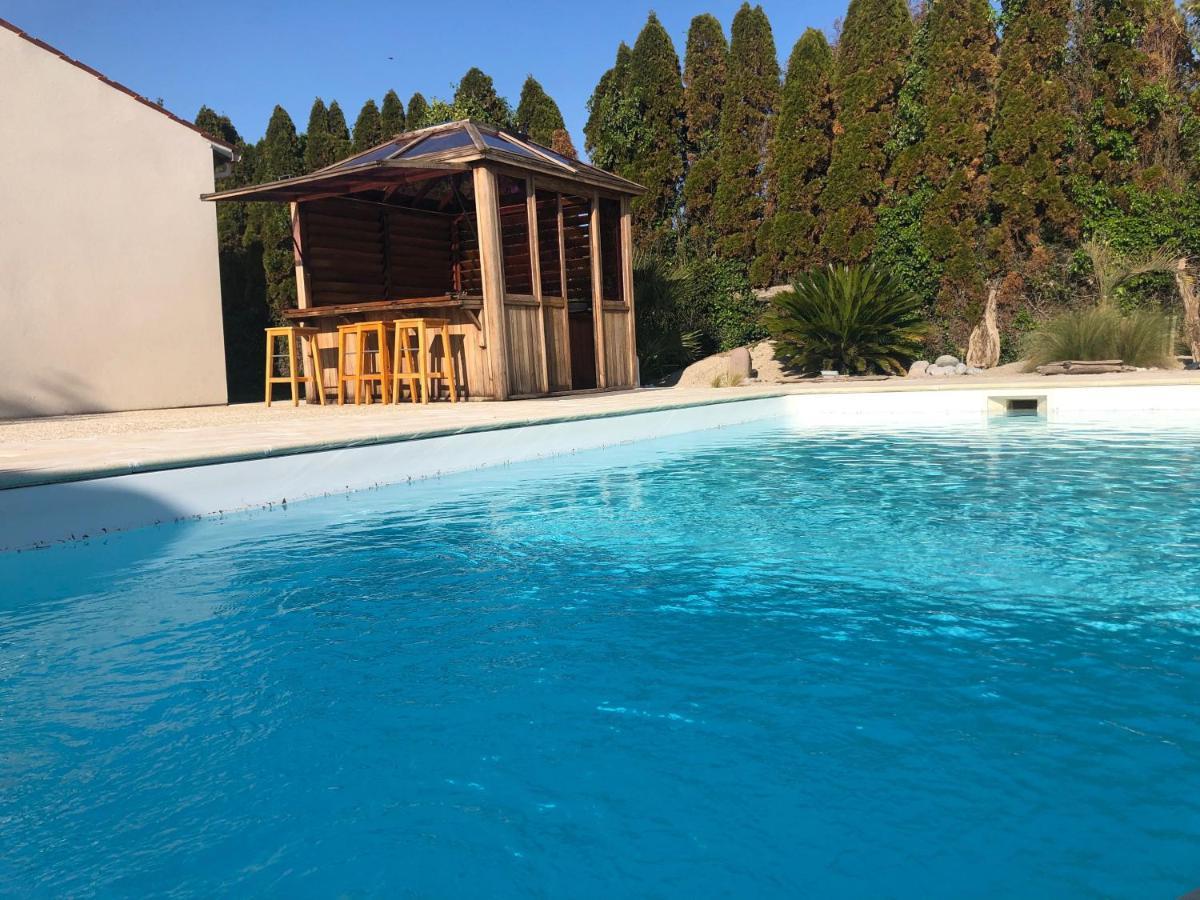Piscine ET JACUZZI ST GEORGES DE DIDONNE a 1km de la plage Saint-Georges-de-Didonne Extérieur photo